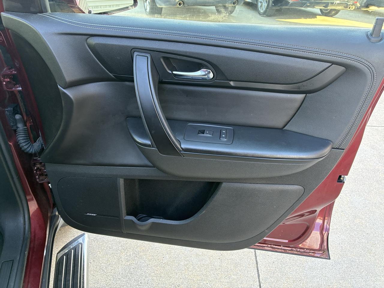 Chevrolet Traverse FWD 4dr LT w/2LT 2017