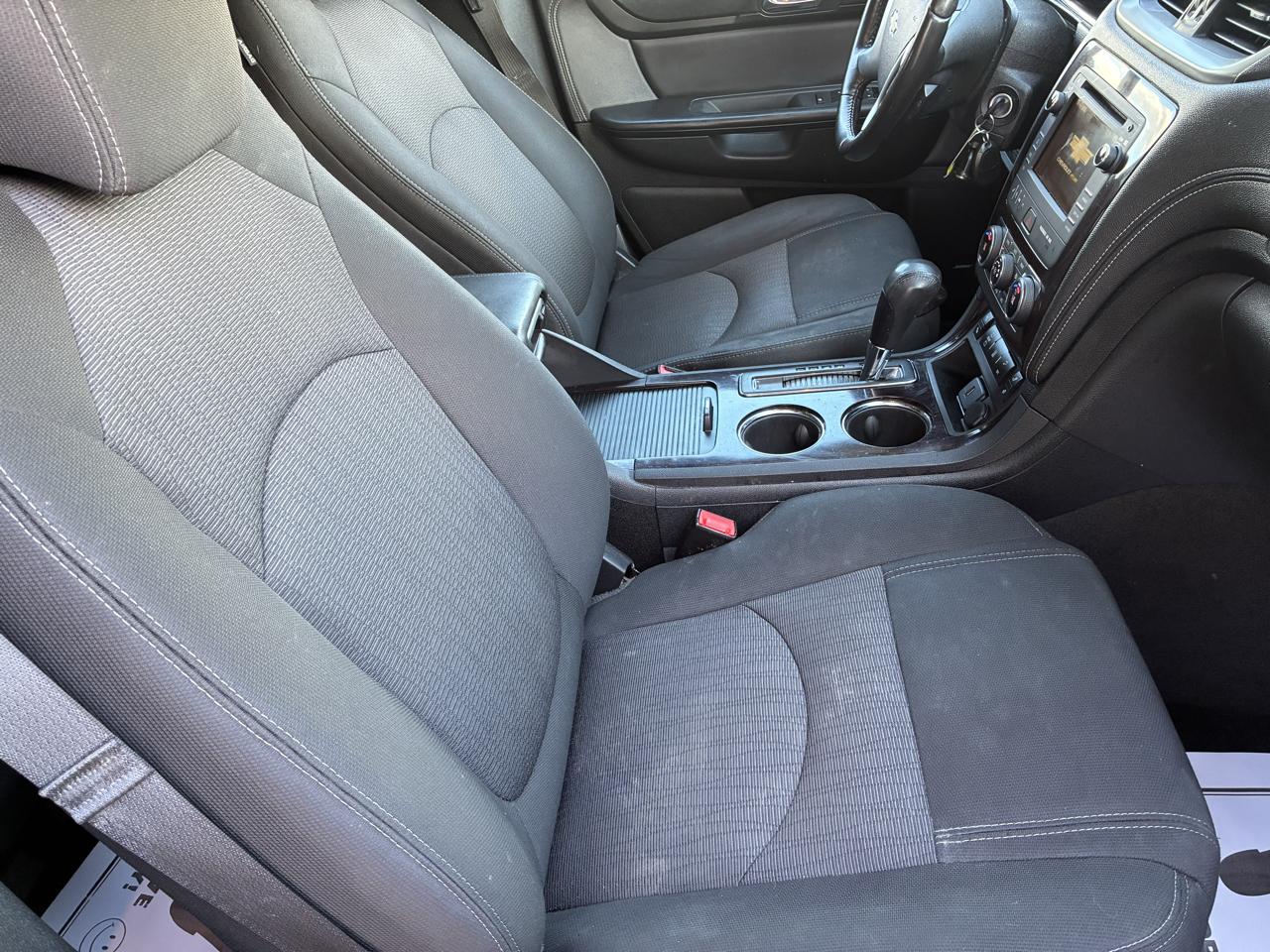 Chevrolet Traverse FWD 4dr LT w/2LT 2017