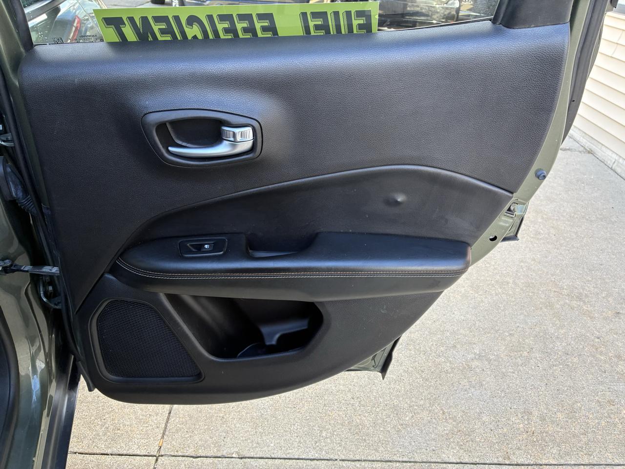 Jeep Compass Latitude FWD 2018