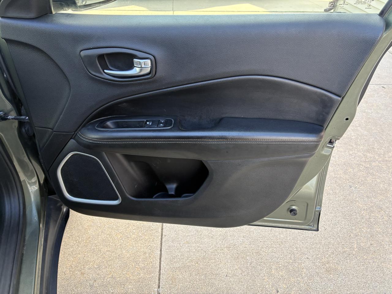Jeep Compass Latitude FWD 2018