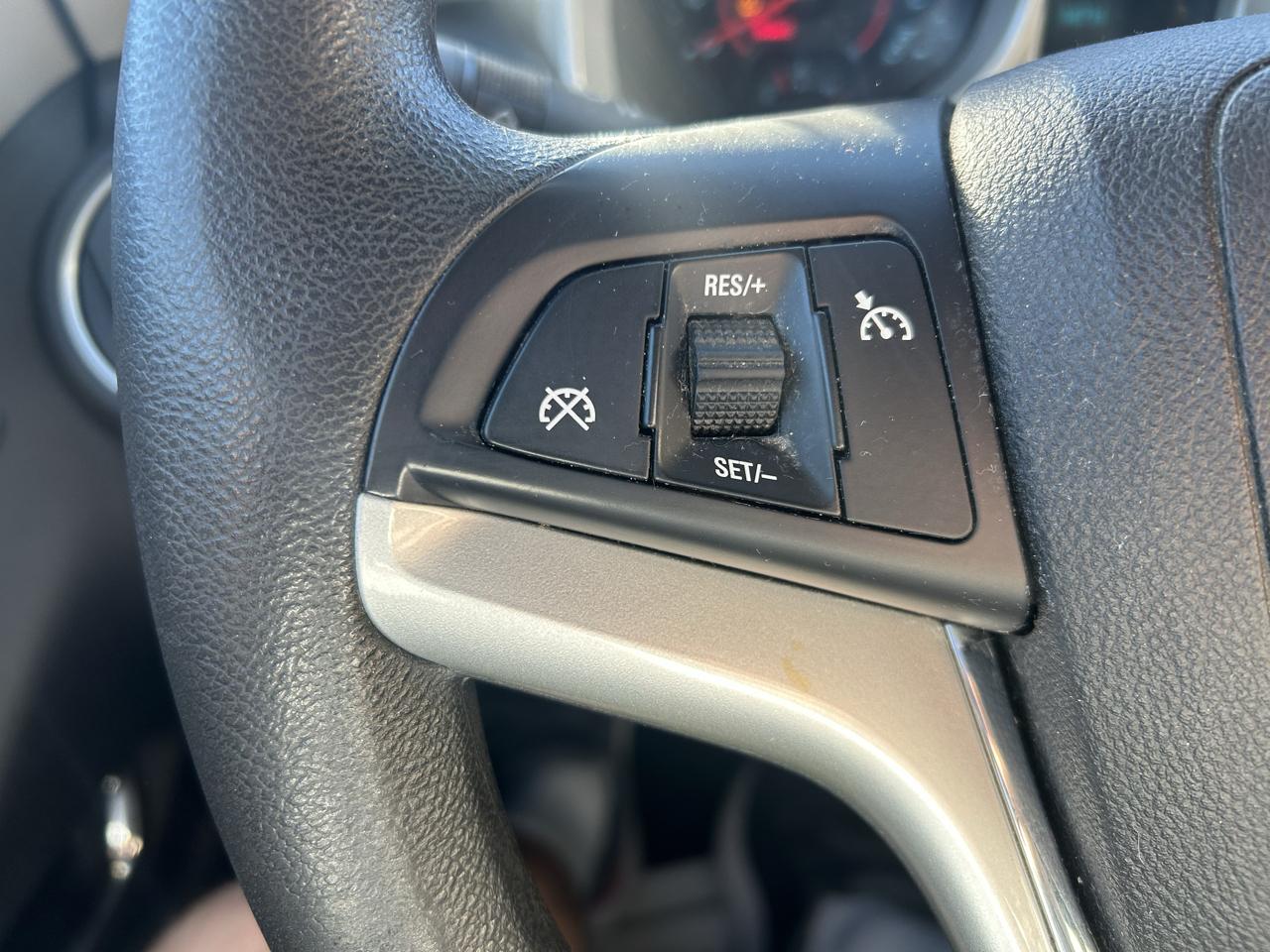Chevrolet Camaro 2dr Cpe 1LS 2012