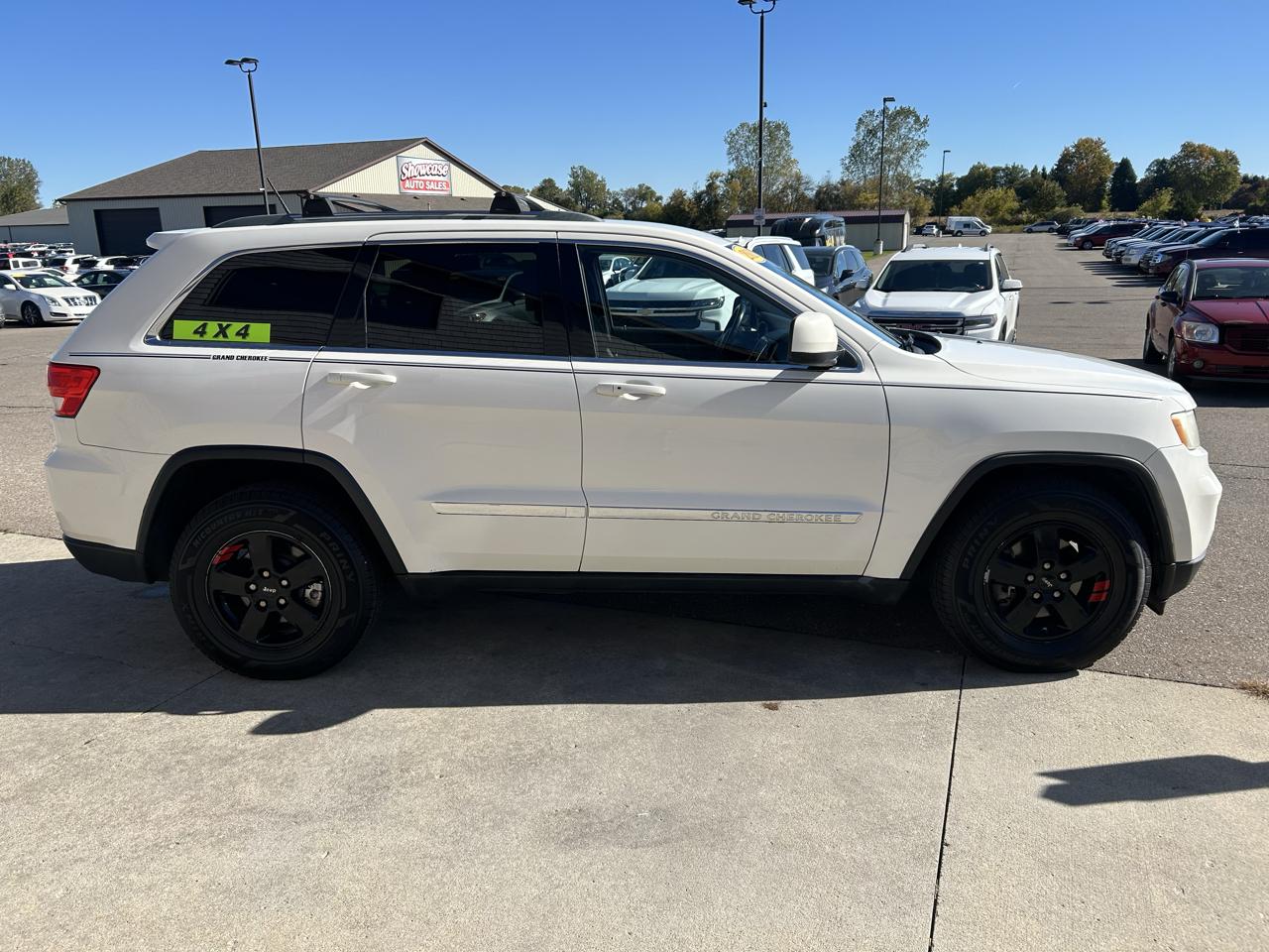 Jeep Grand Cherokee 4WD 4dr Laredo 2011