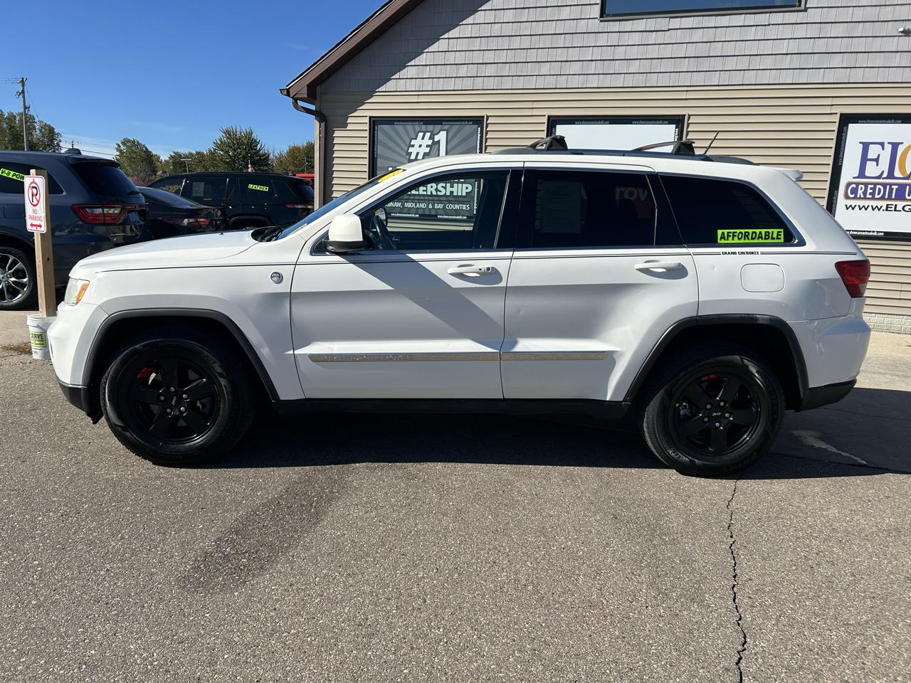 Jeep Grand Cherokee 4WD 4dr Laredo 2011
