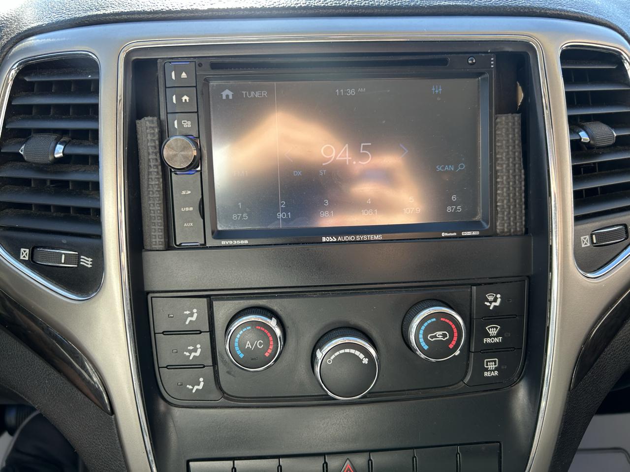 Jeep Grand Cherokee 4WD 4dr Laredo 2011