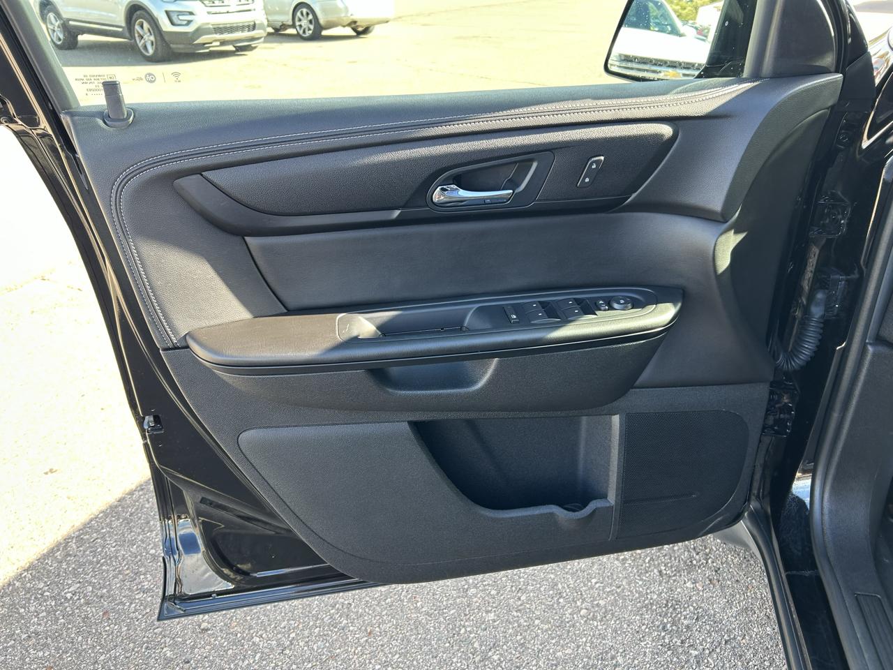 Chevrolet Traverse AWD 4dr LT w/1LT 2016