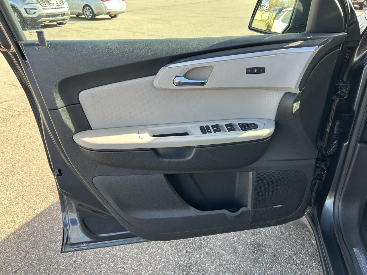 Chevrolet Traverse AWD 4dr LTZ 2012