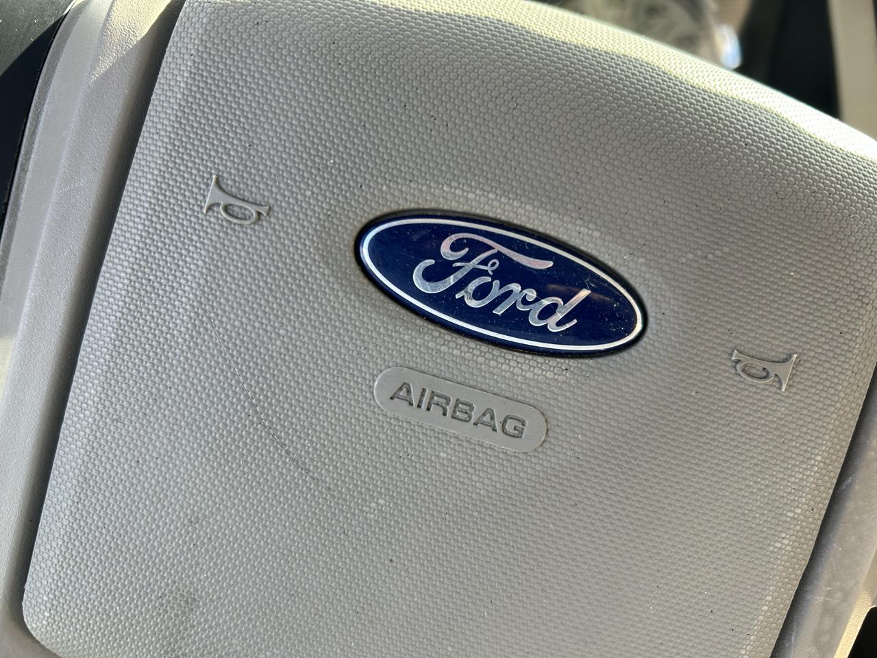 Ford Expedition 2WD 4dr Limited 2014