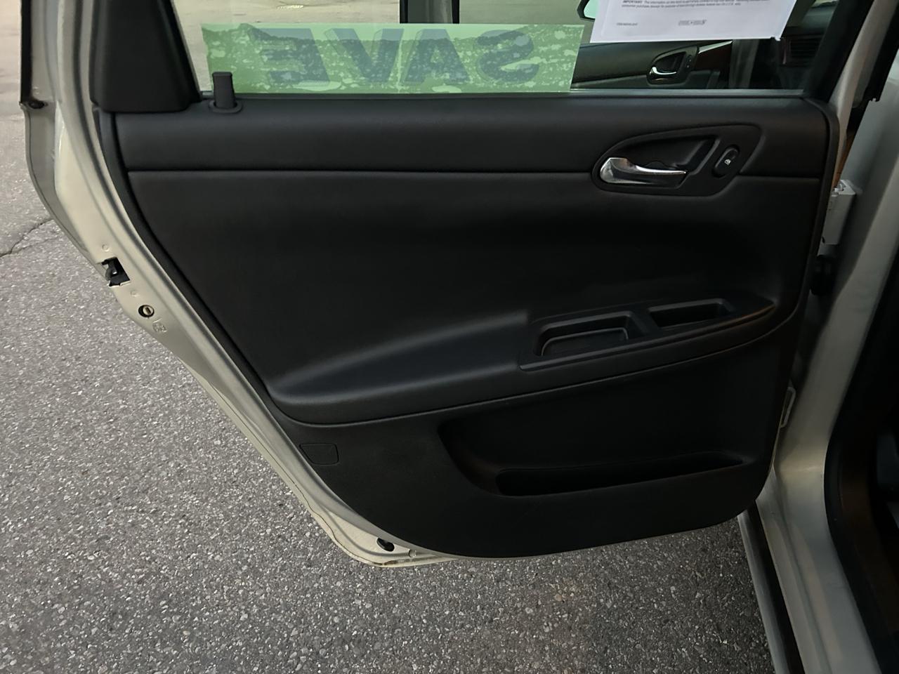 Chevrolet Impala 4dr Sdn 3.5L LT 2008