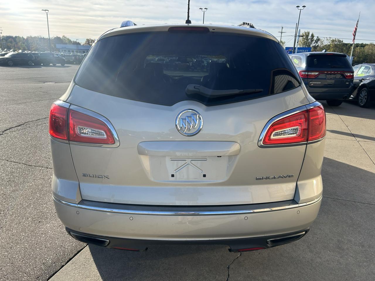 Buick Enclave FWD 4dr Leather 2013