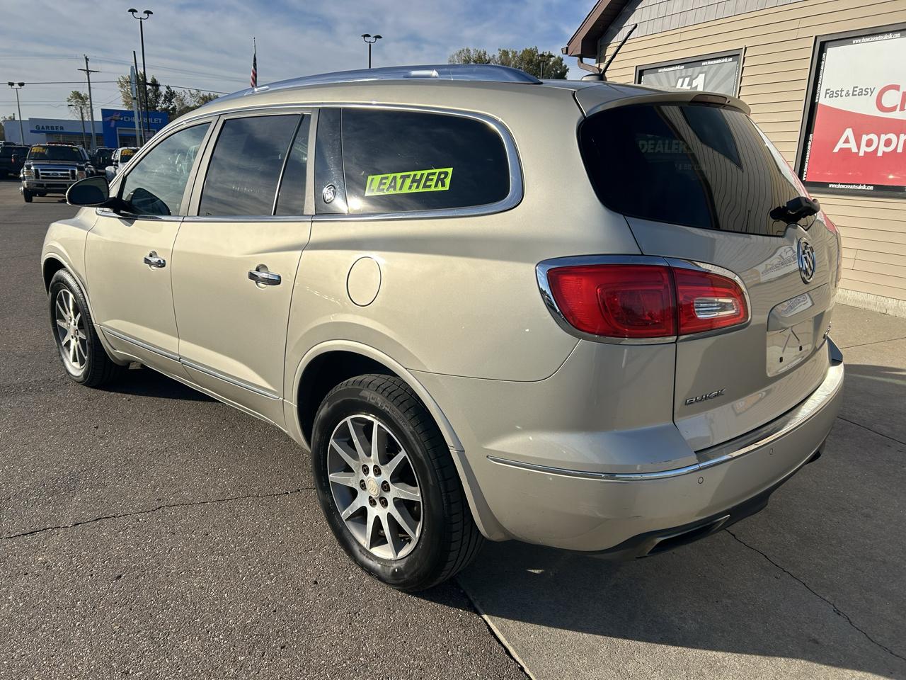 Buick Enclave FWD 4dr Leather 2013