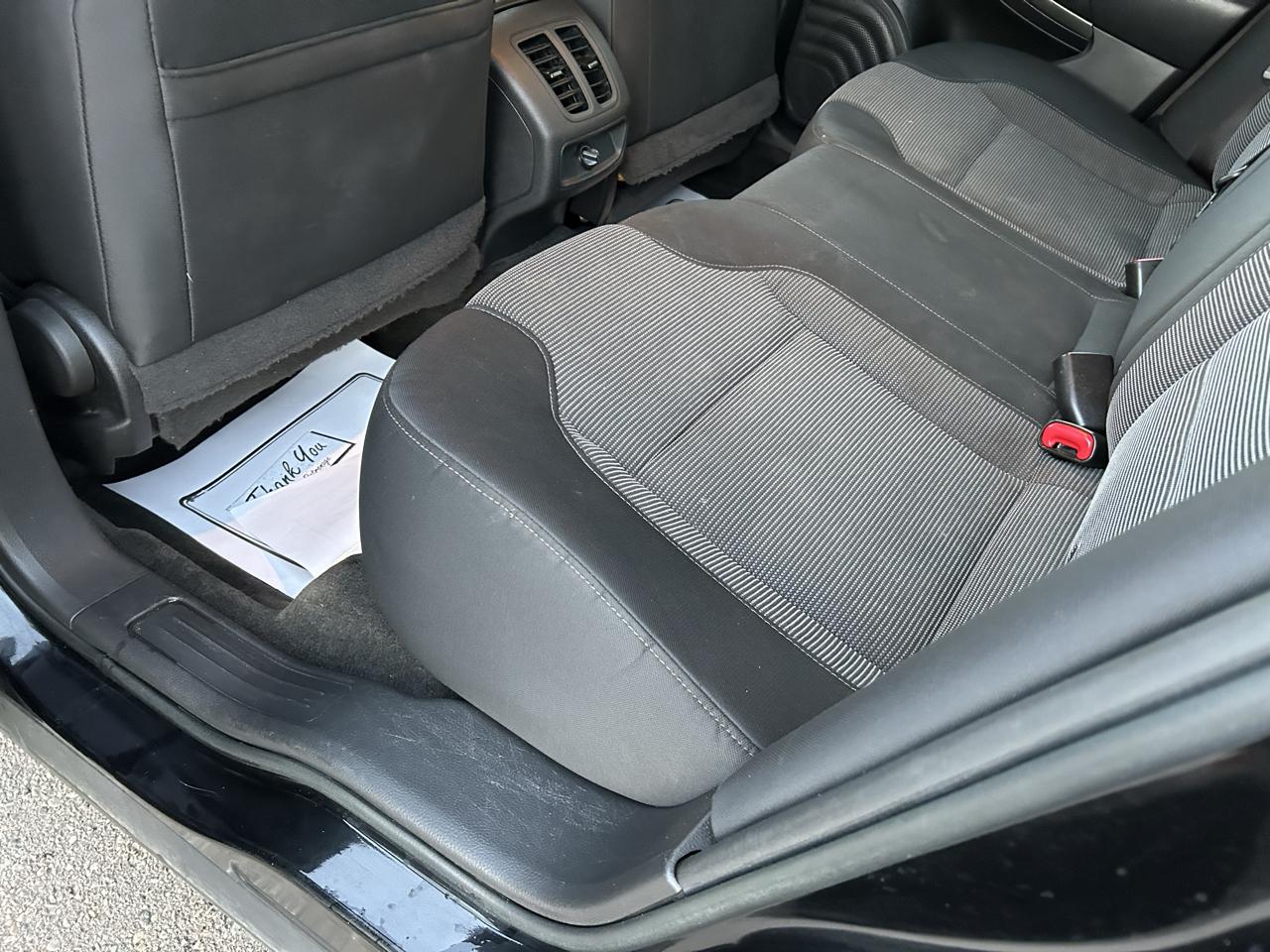 Ford Taurus 4dr Sdn SEL FWD 2013