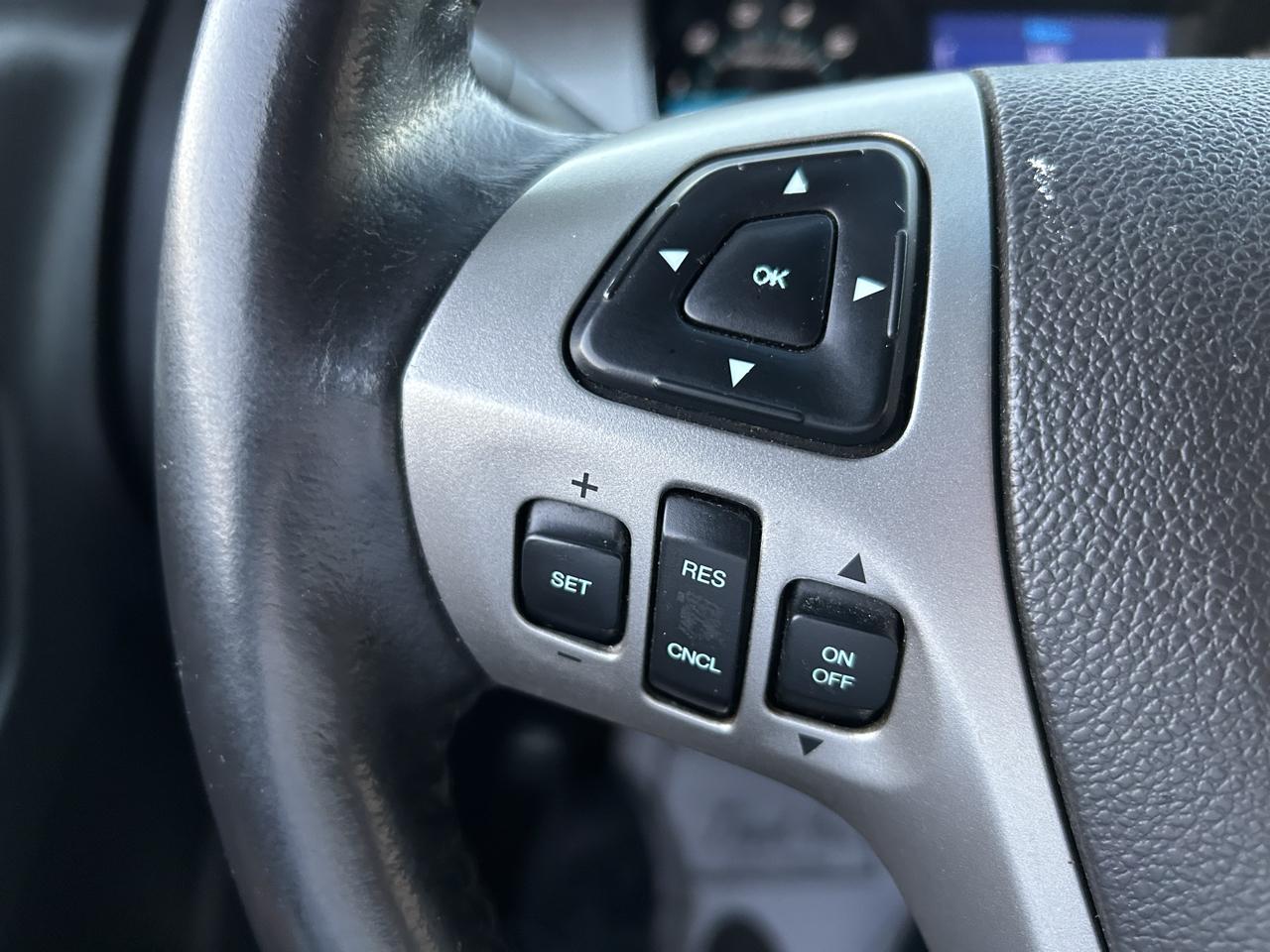 Ford Taurus 4dr Sdn SEL FWD 2013