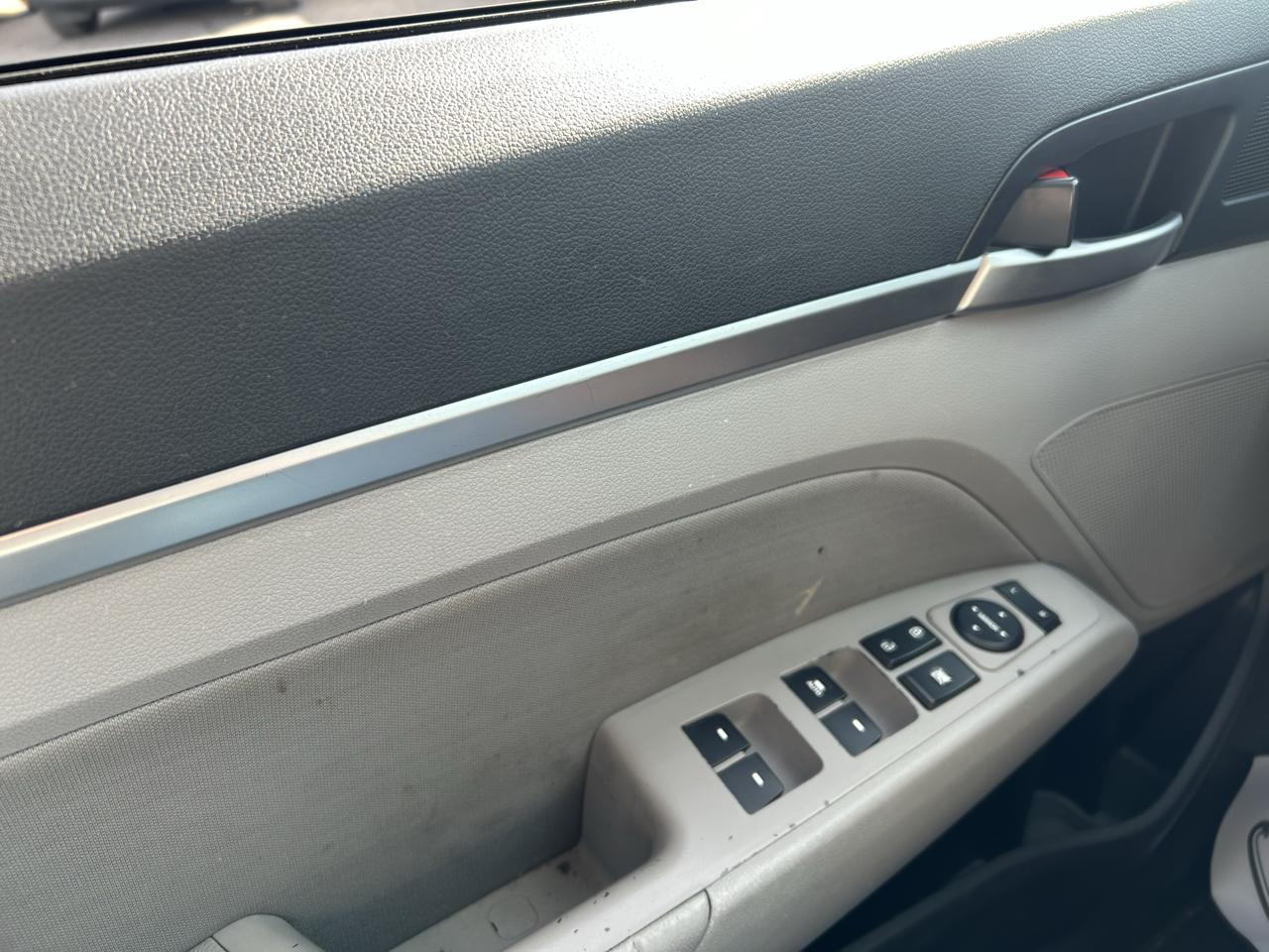 Hyundai Elantra Value Edition Auto 2019