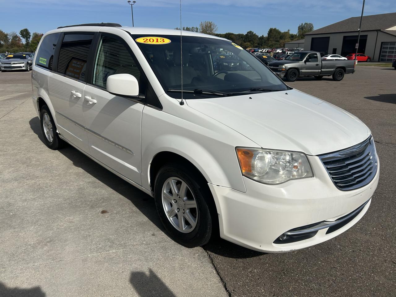 Chrysler Town & Country 4dr Wgn Touring 2013