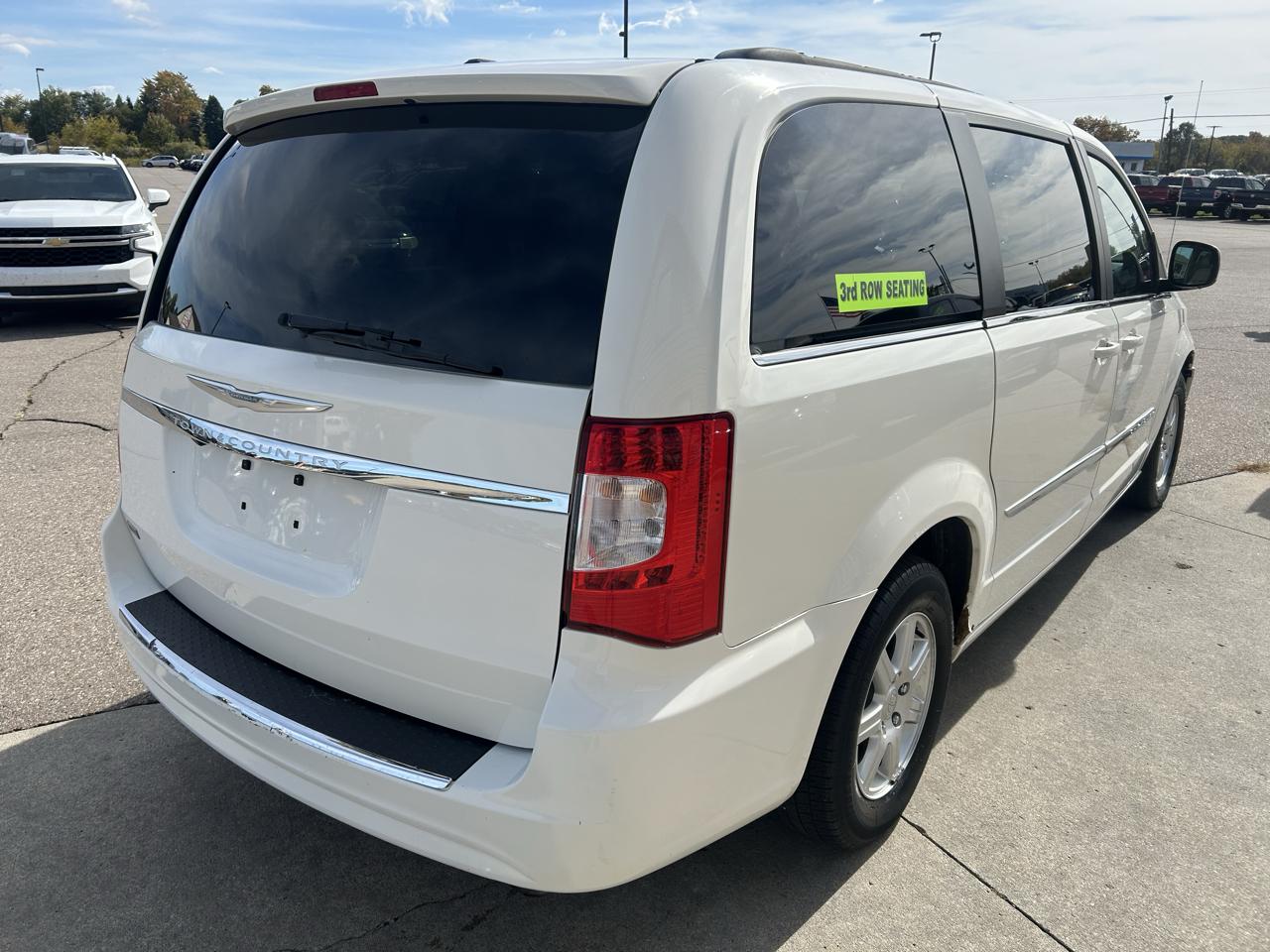 Chrysler Town & Country 4dr Wgn Touring 2013