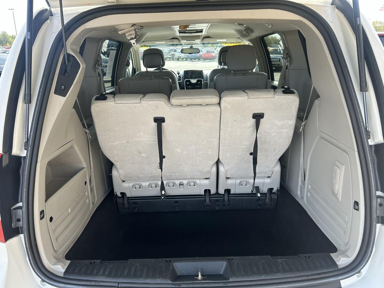 Chrysler Town & Country 4dr Wgn Touring 2013