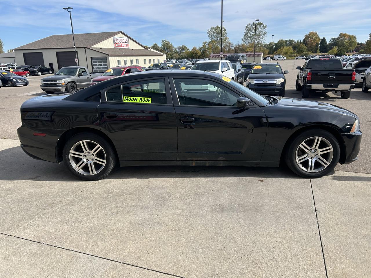 Dodge Charger 4dr Sdn SXT RWD 2013