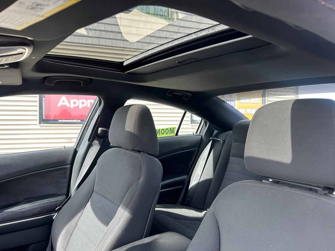 Dodge Charger 4dr Sdn SXT RWD 2013