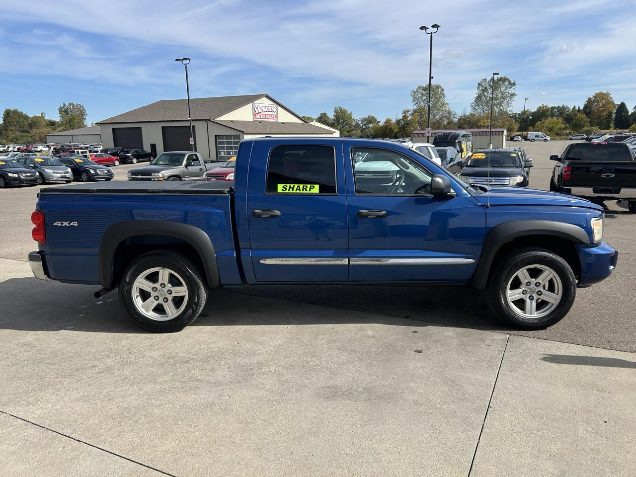 Dodge Dakota 4WD Crew Cab Laramie 2010