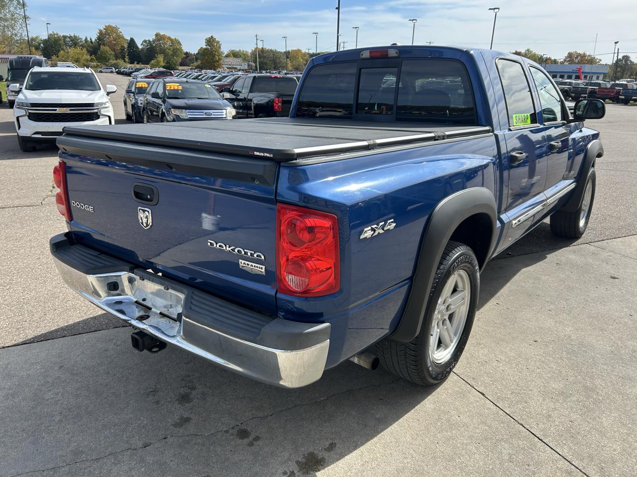 Dodge Dakota 4WD Crew Cab Laramie 2010