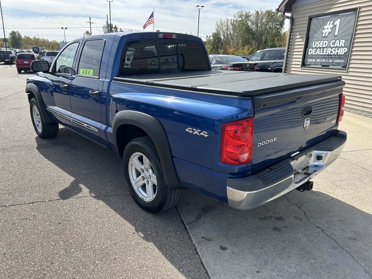 Dodge Dakota 4WD Crew Cab Laramie 2010