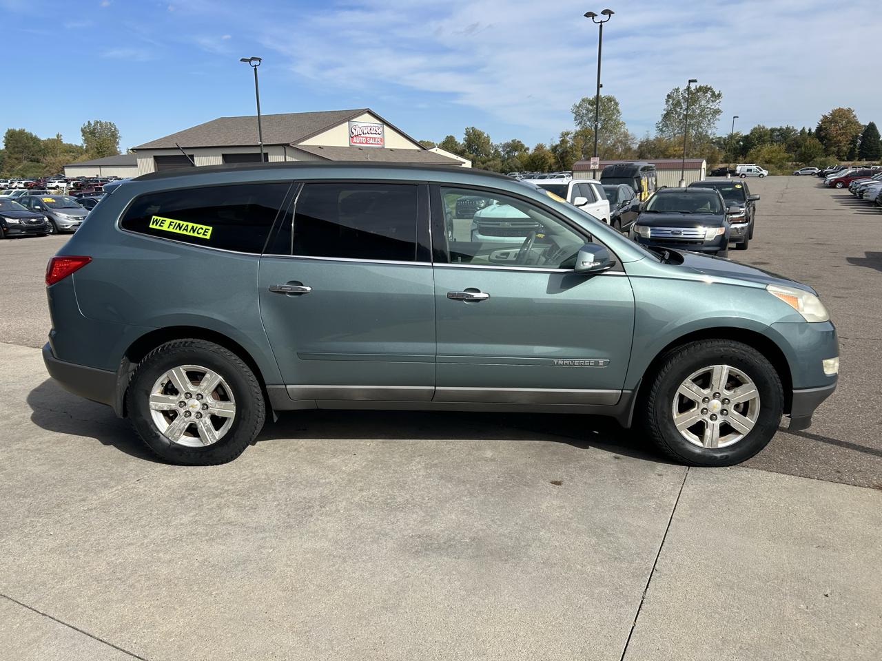 Chevrolet Traverse AWD 4dr LT w/1LT 2009