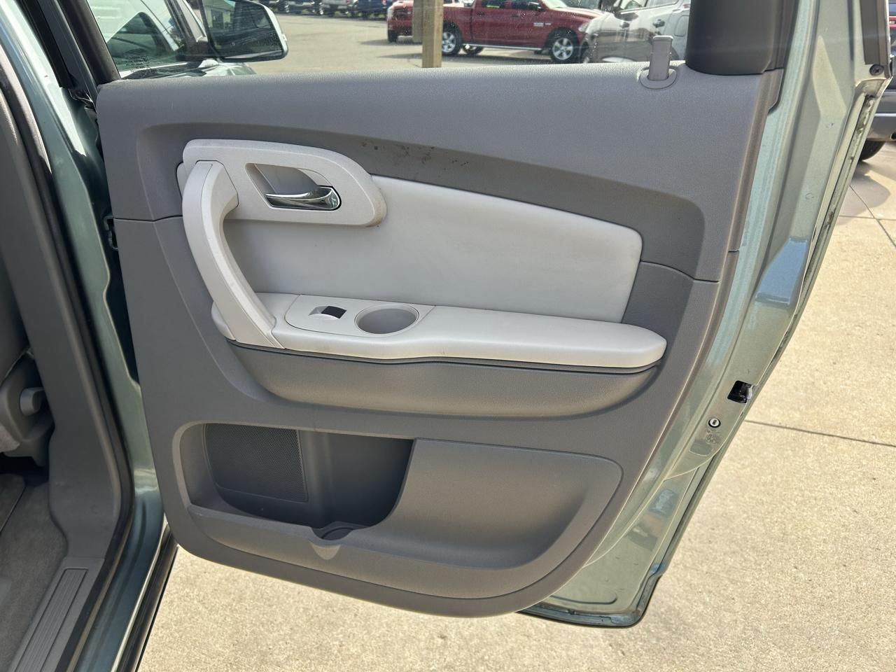 Chevrolet Traverse AWD 4dr LT w/1LT 2009