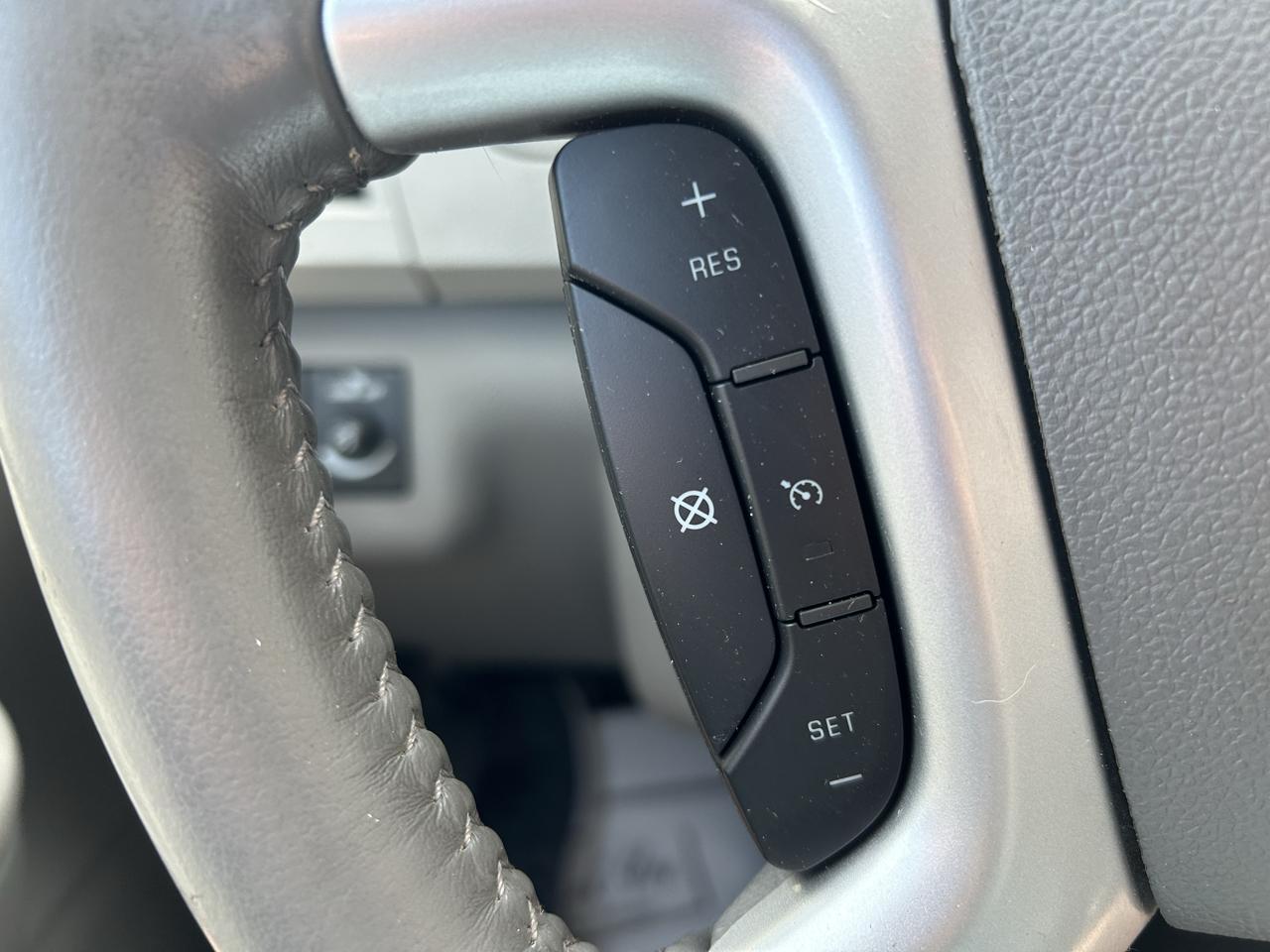 Chevrolet Traverse AWD 4dr LT w/1LT 2009