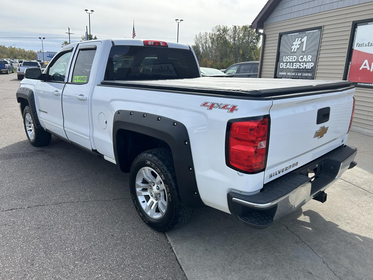 Chevrolet Silverado 1500 4WD Double Cab 143.5" LT w/1LT 2017