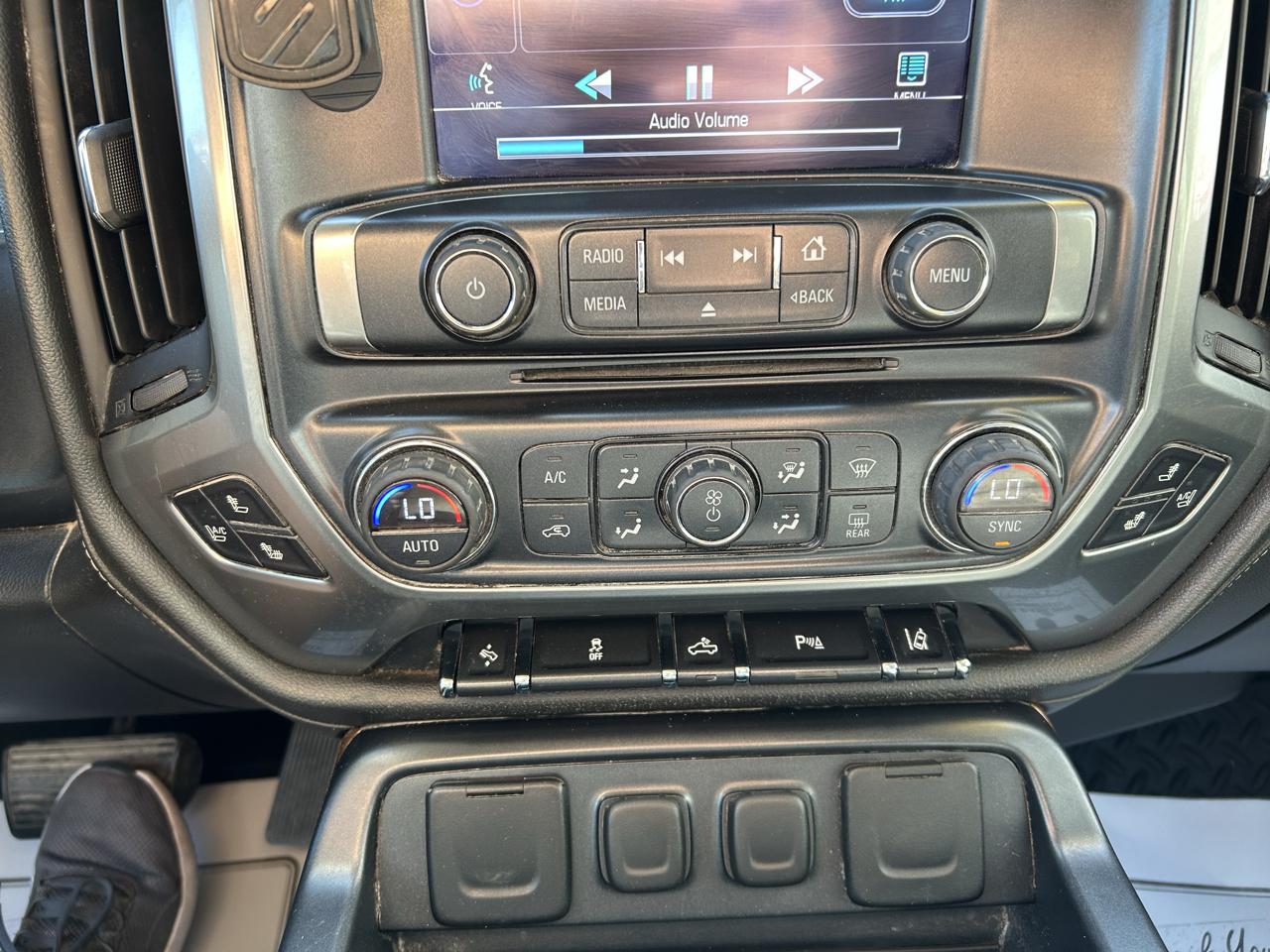 Chevrolet Silverado 1500 4WD Double Cab 143.5" LTZ w/1LZ 2015