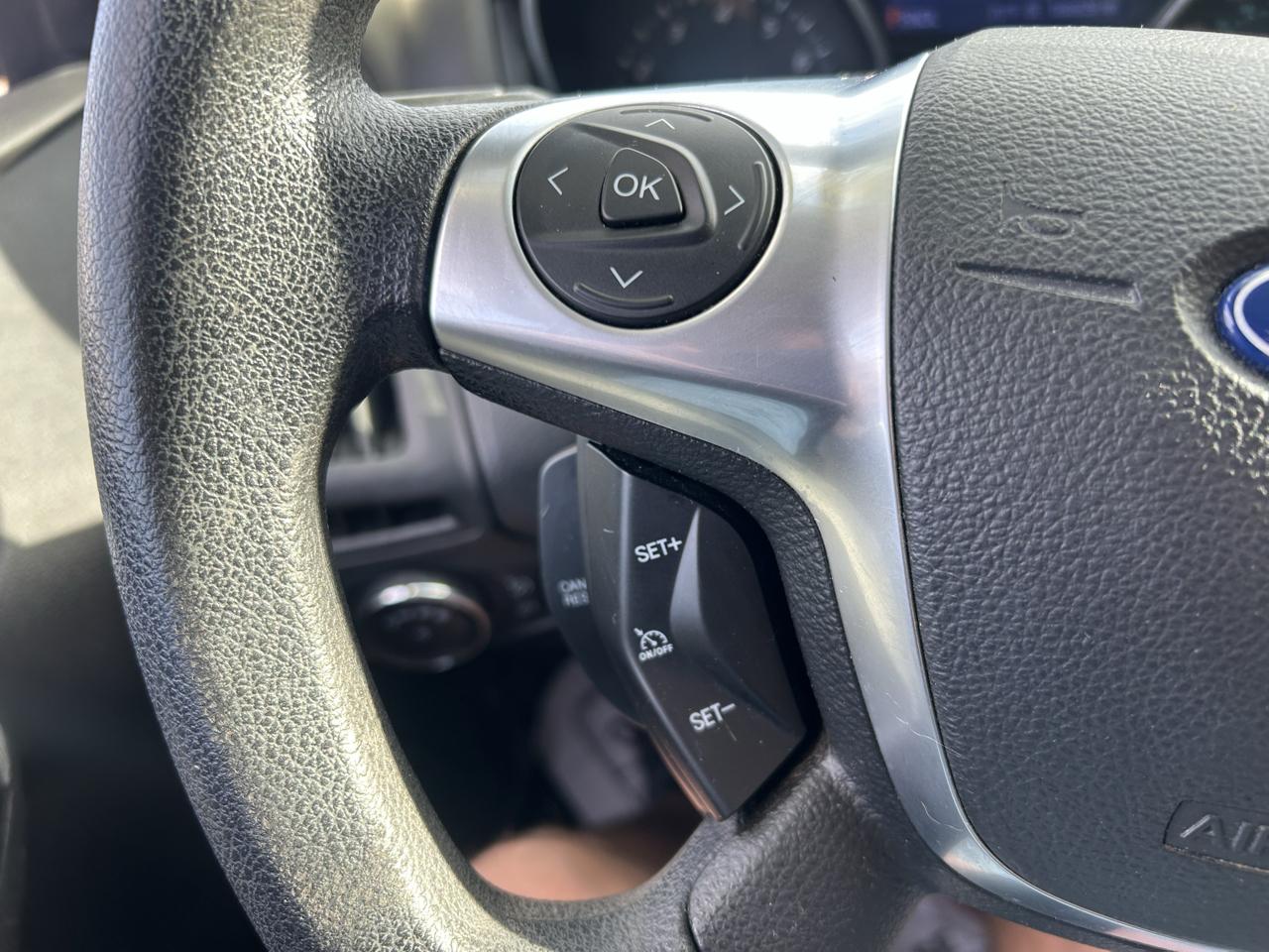 Ford Focus 5dr HB SE 2013