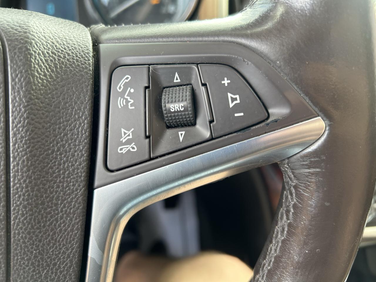 Buick Verano 4dr Sdn Leather Group 2013