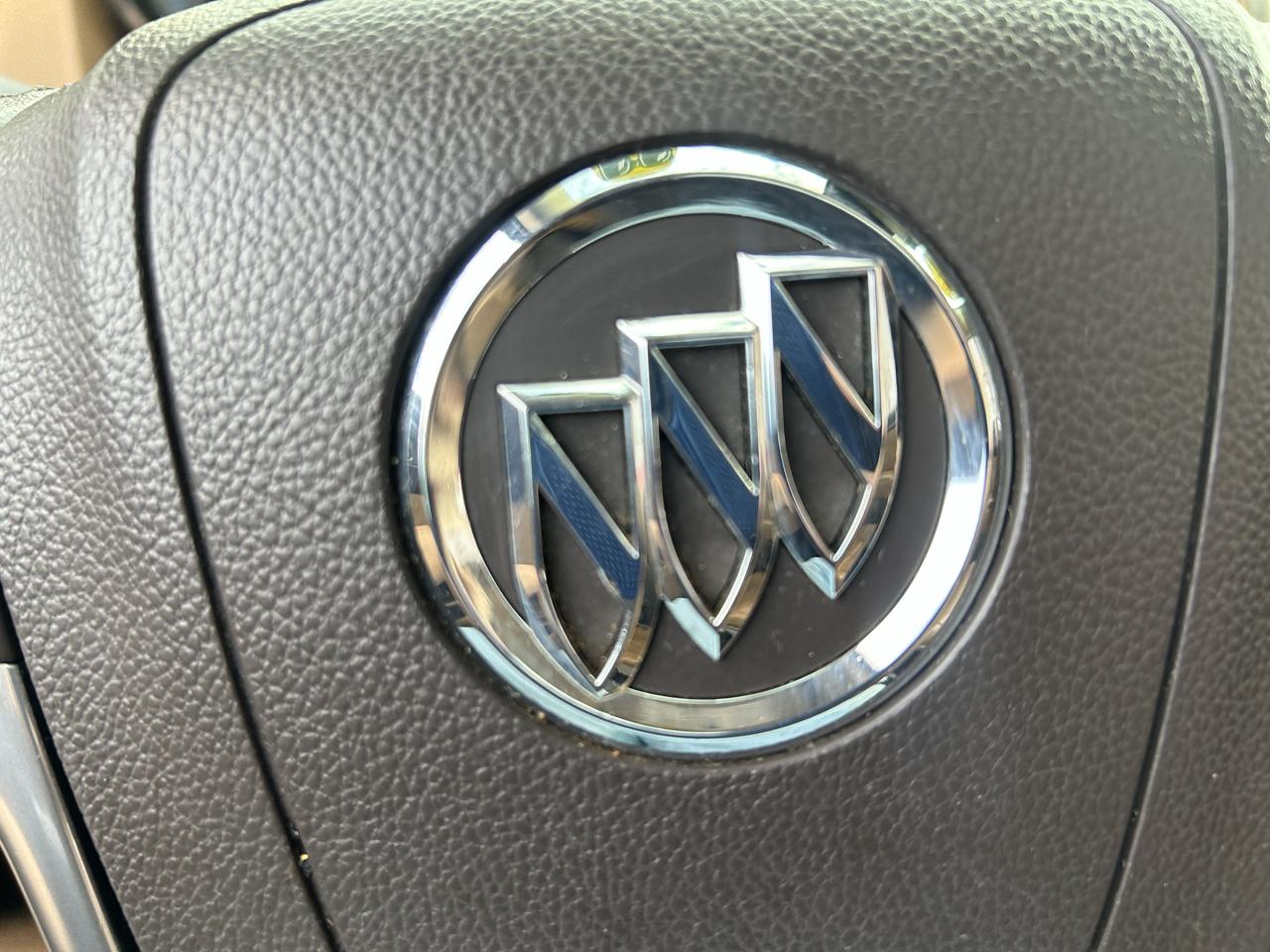 Buick Verano 4dr Sdn Leather Group 2013