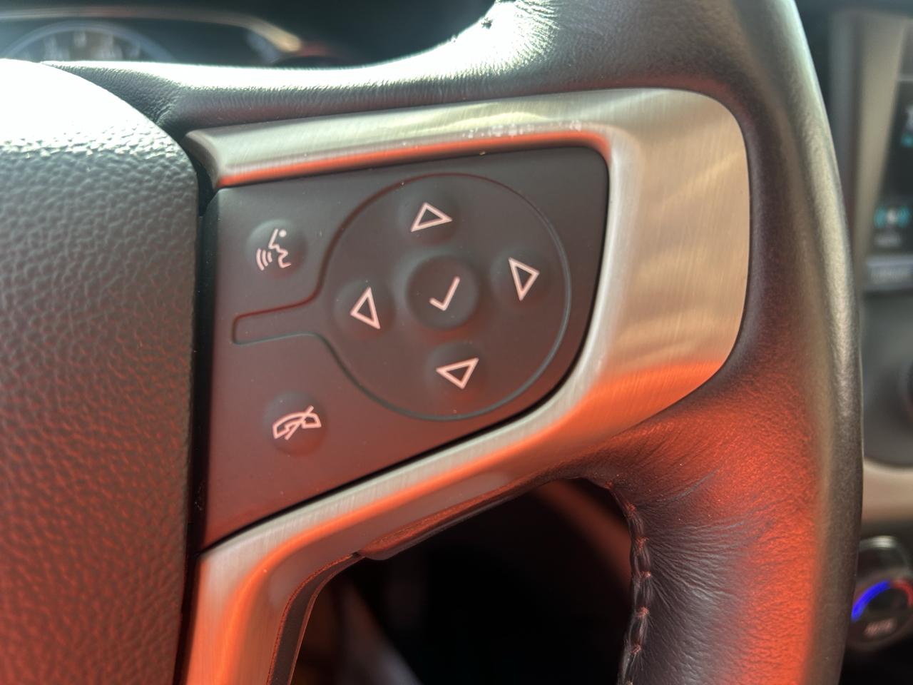 GMC Acadia AWD 4dr Denali 2017