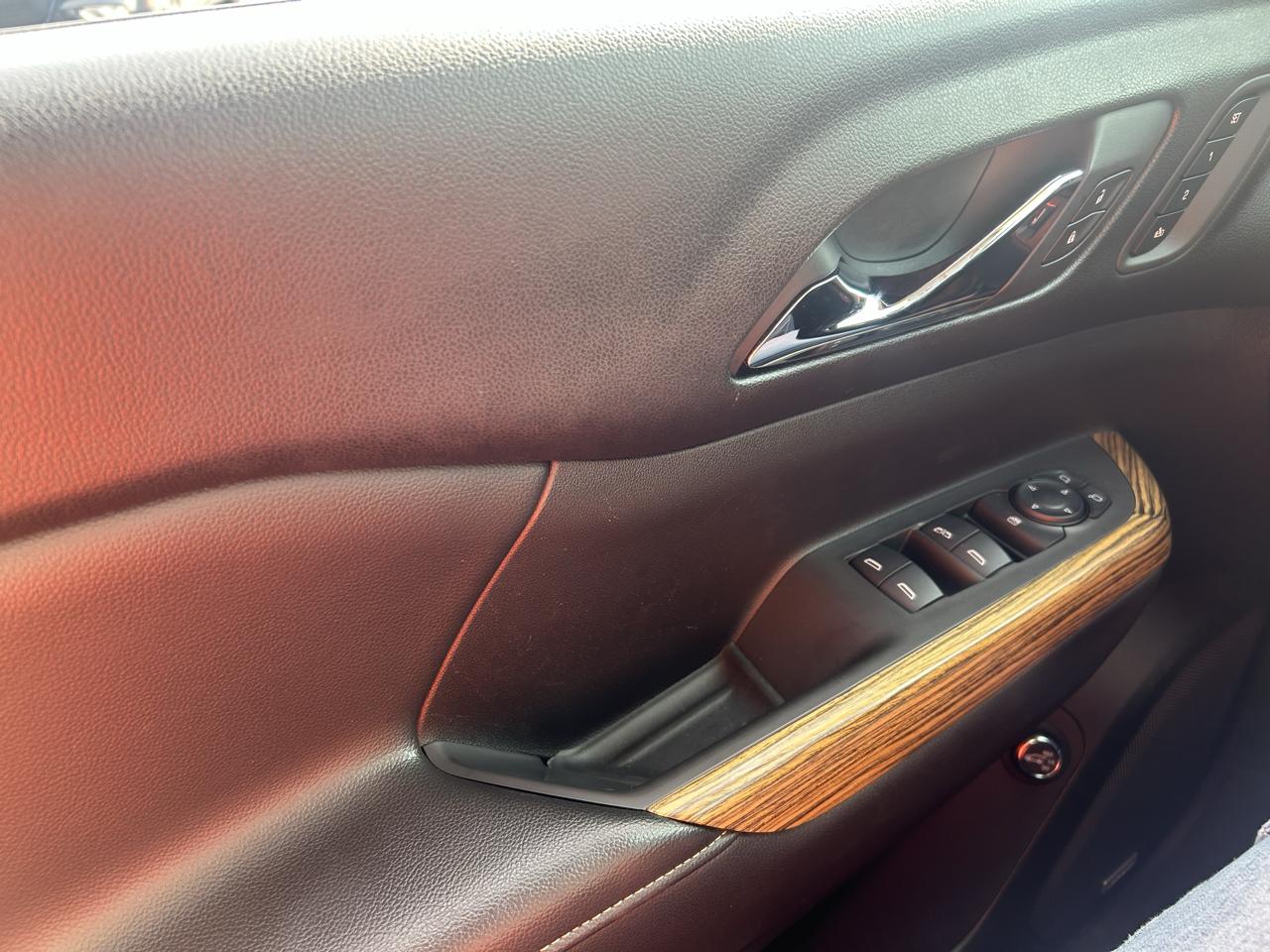 GMC Acadia AWD 4dr Denali 2017