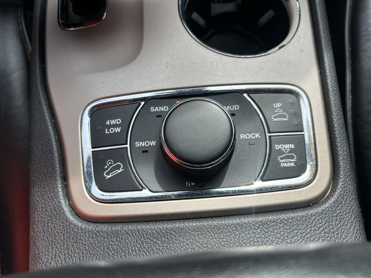 Jeep Grand Cherokee 4WD 4dr Overland 2014