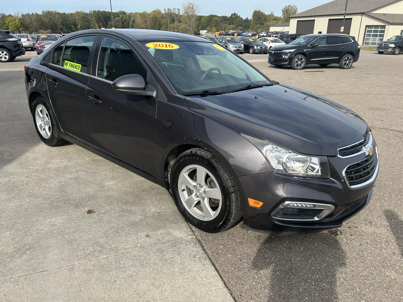 Chevrolet Cruze Limited 4dr Sdn Auto LT w/1LT 2016