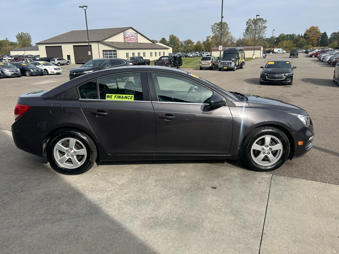Chevrolet Cruze Limited 4dr Sdn Auto LT w/1LT 2016