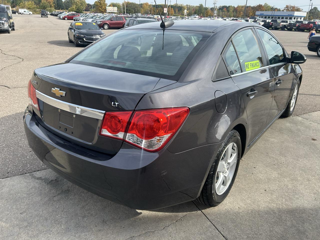 Chevrolet Cruze Limited 4dr Sdn Auto LT w/1LT 2016