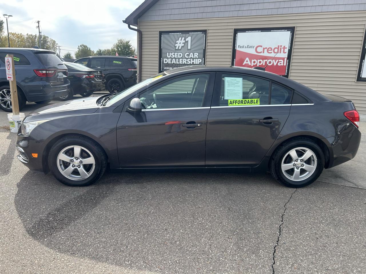 Chevrolet Cruze Limited 4dr Sdn Auto LT w/1LT 2016
