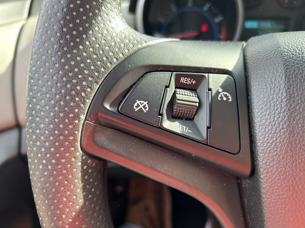 Chevrolet Cruze 4dr Sdn Auto 1LT 2015