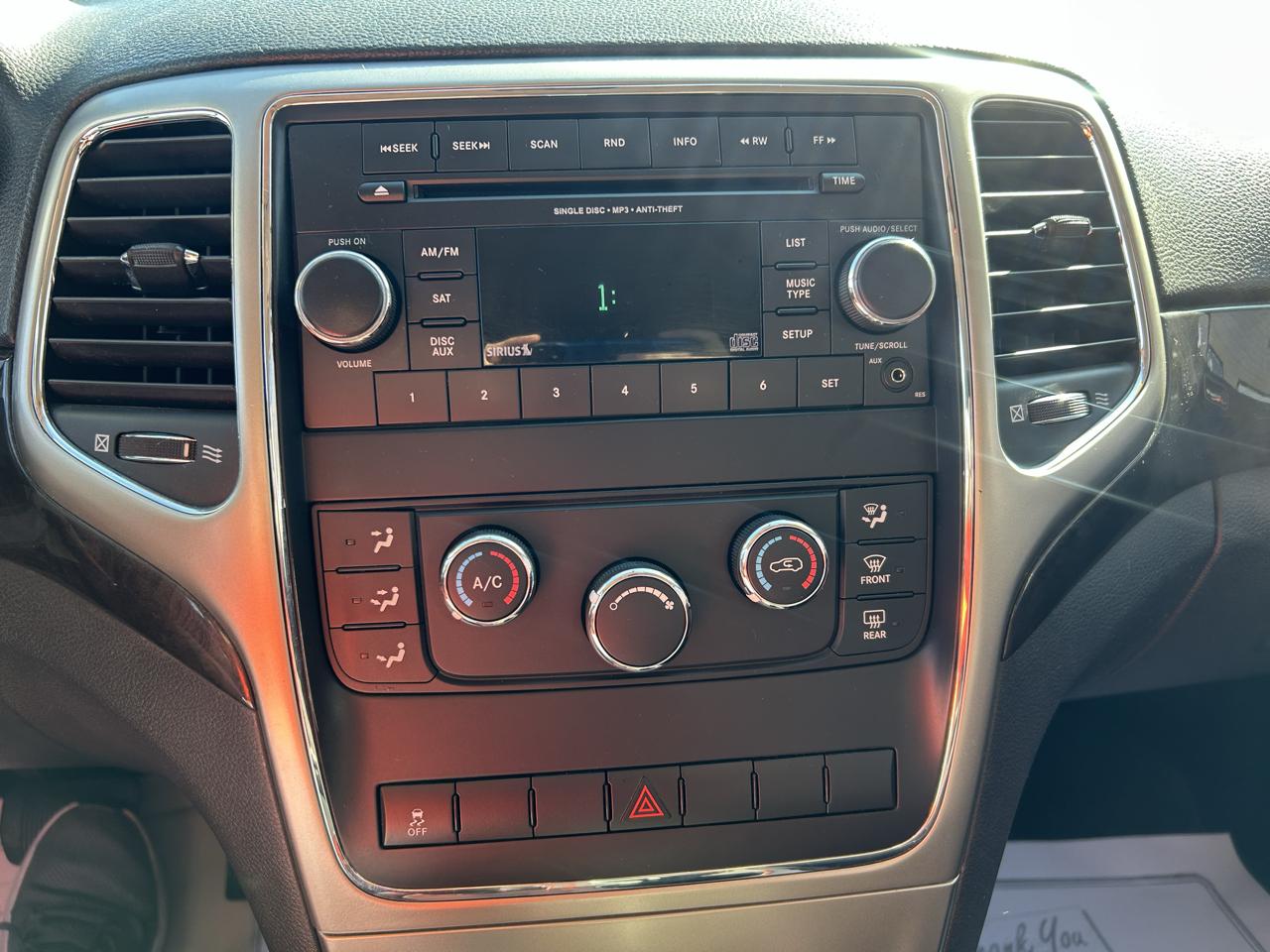 Jeep Grand Cherokee 4WD 4dr Laredo 2012
