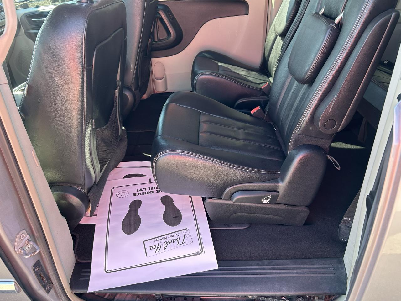 Chrysler Town & Country 4dr Wgn Touring 2016