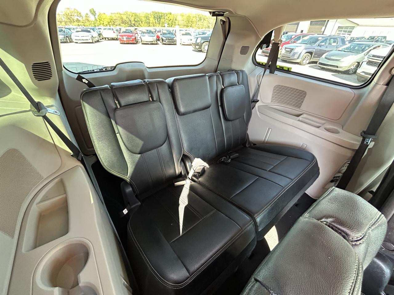 Chrysler Town & Country 4dr Wgn Touring 2016