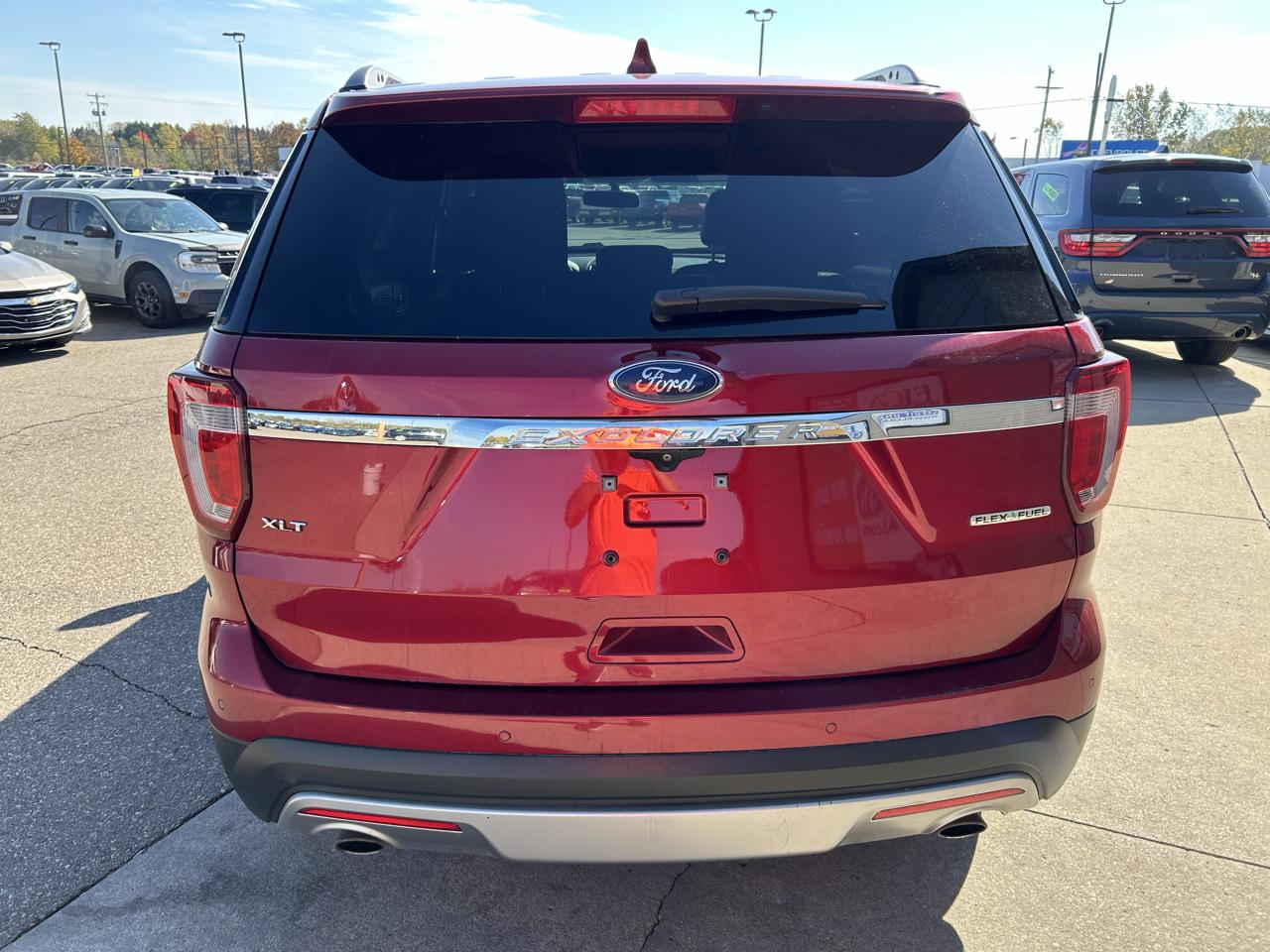 Ford Explorer FWD 4dr XLT 2016