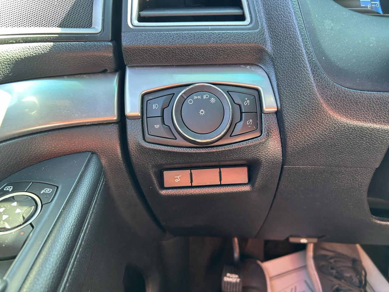 Ford Explorer FWD 4dr XLT 2016