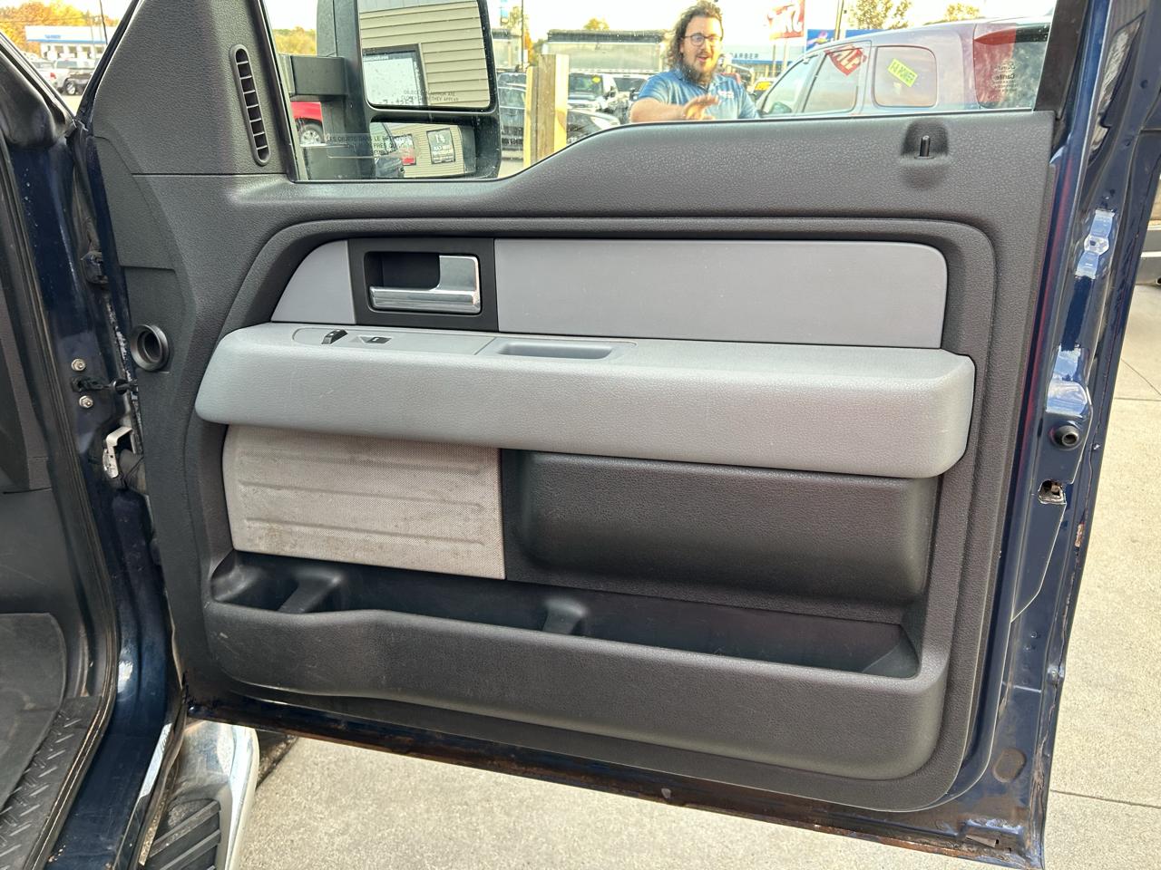 Ford F-150 4WD SuperCab 145" XLT 2012