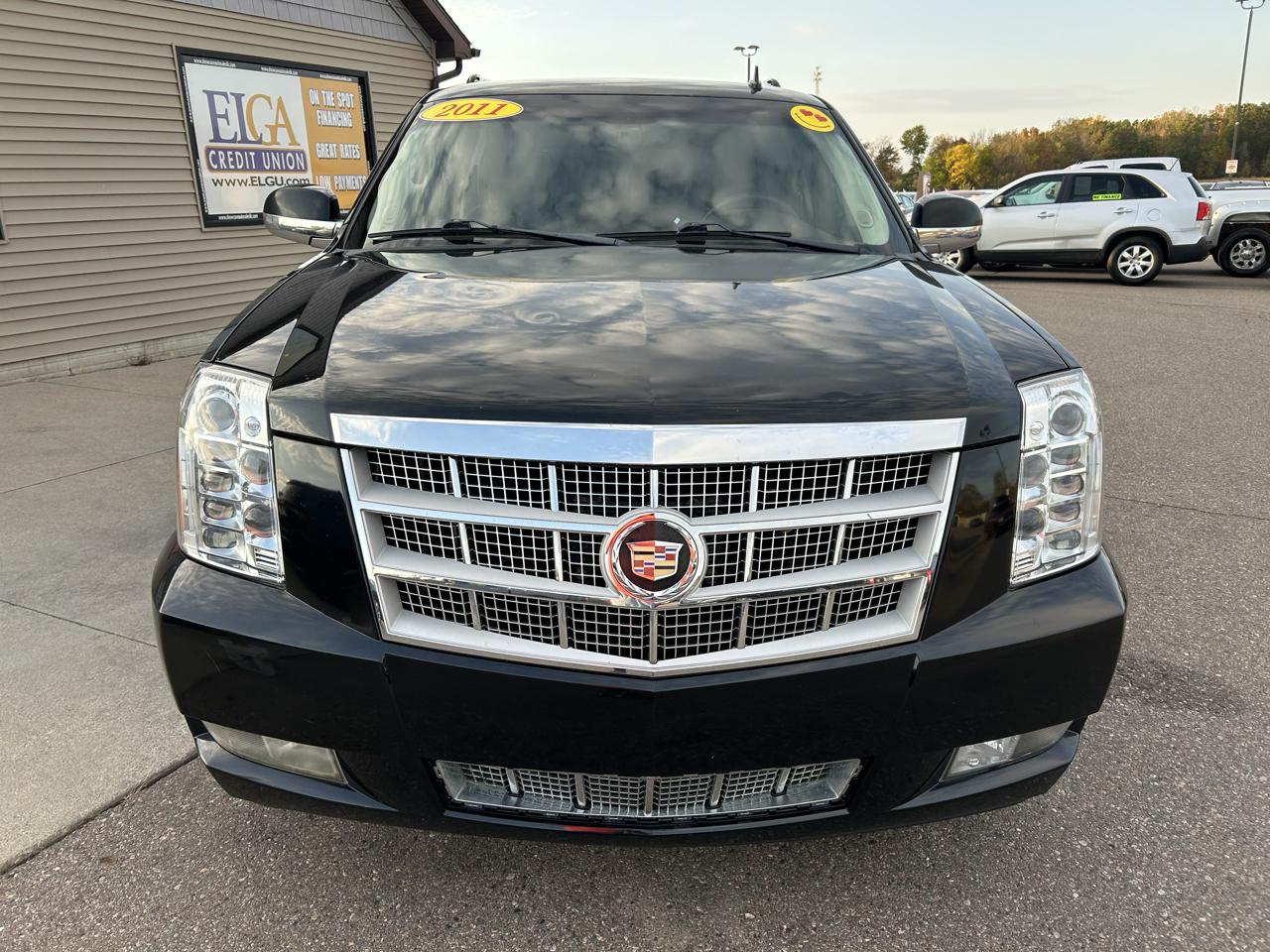 Cadillac Escalade ESV AWD 4dr Platinum Edition 2011