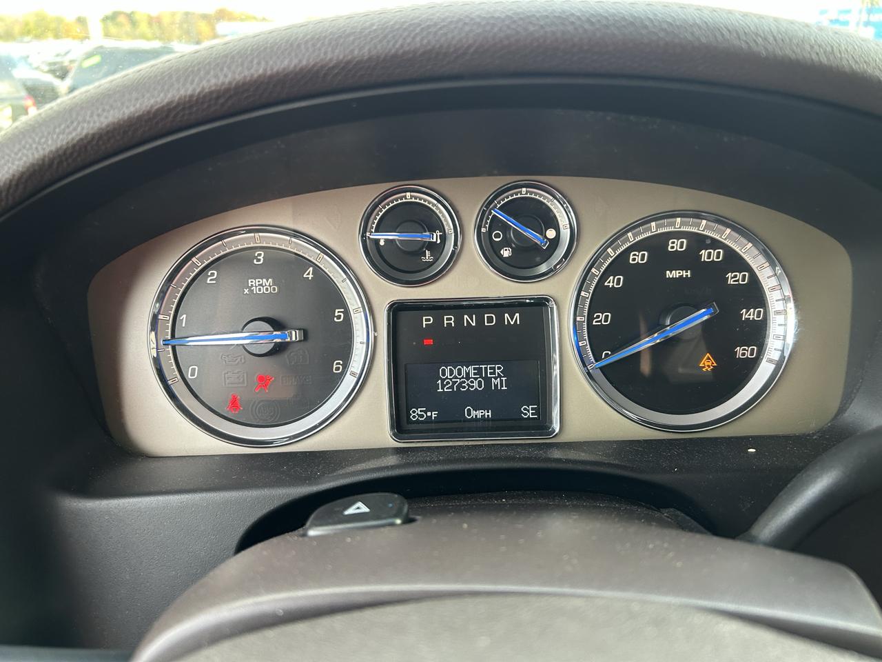 Cadillac Escalade ESV AWD 4dr Platinum Edition 2011