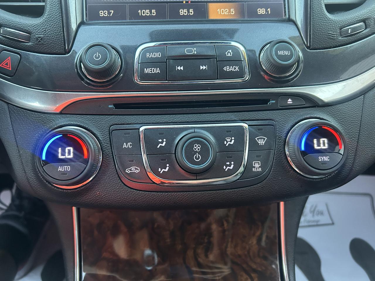 Chevrolet Impala 4dr Sdn LT w/1LT 2014